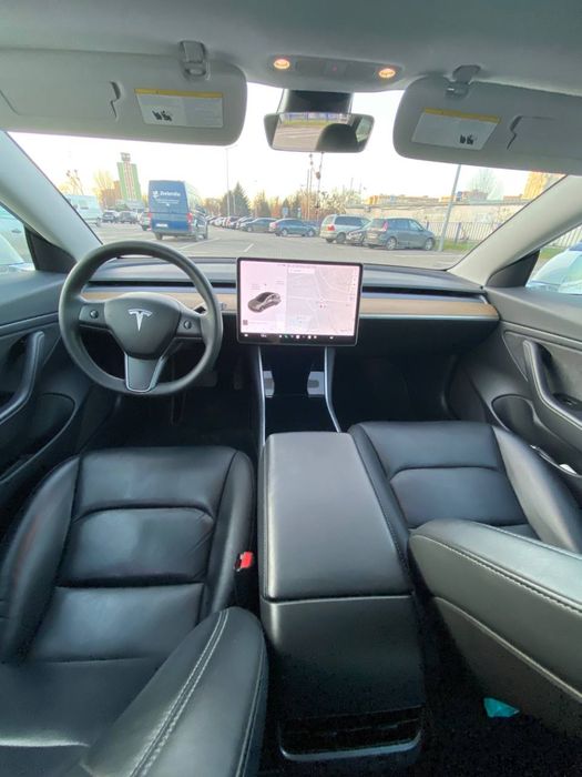 Тесла 3 , Long Range 2020 рік Повний привід
