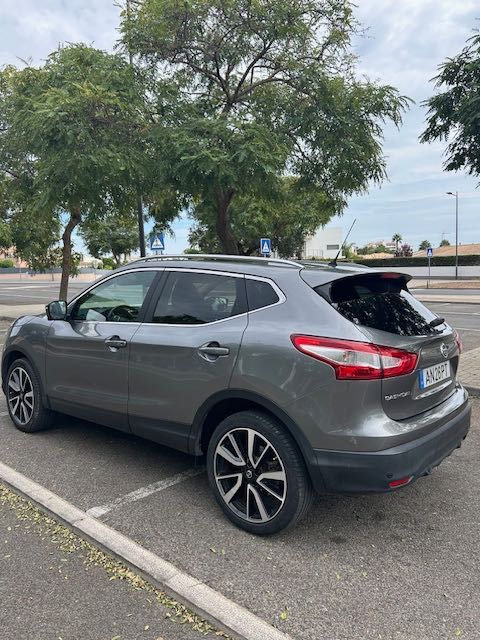 Nissan Qashqai 1.6dci Tekna October 2016,  88,400 km for sale Albufeira €14,950