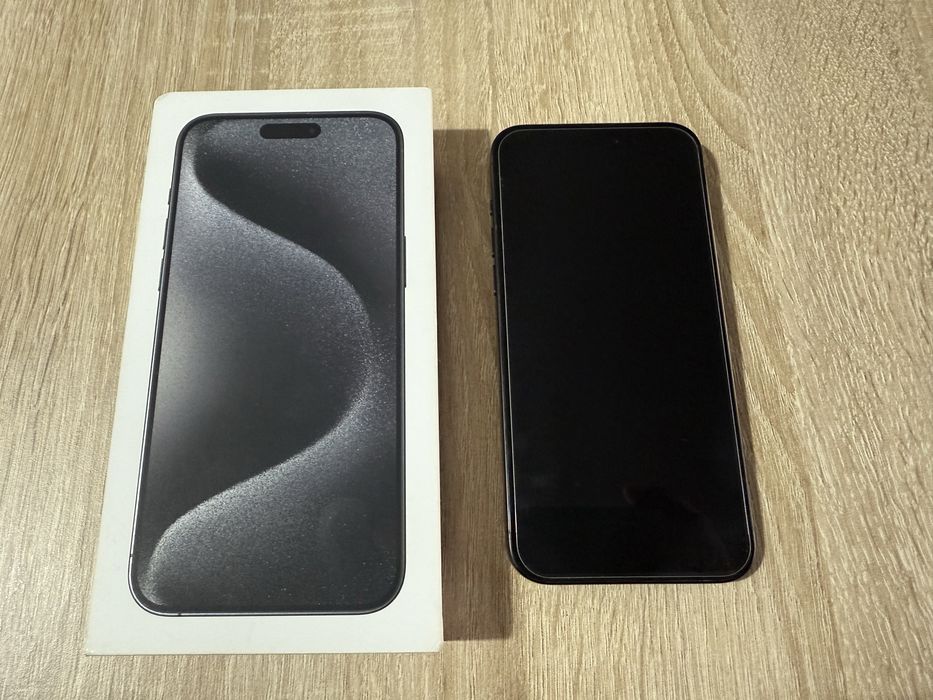 Iphone 15 pro max 256 gigas como novo sem riscos
