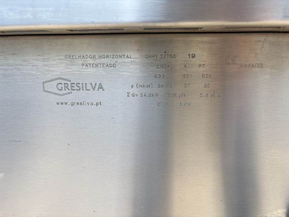 Grelhador a gás industrial Gresilva horizontal compacto inox