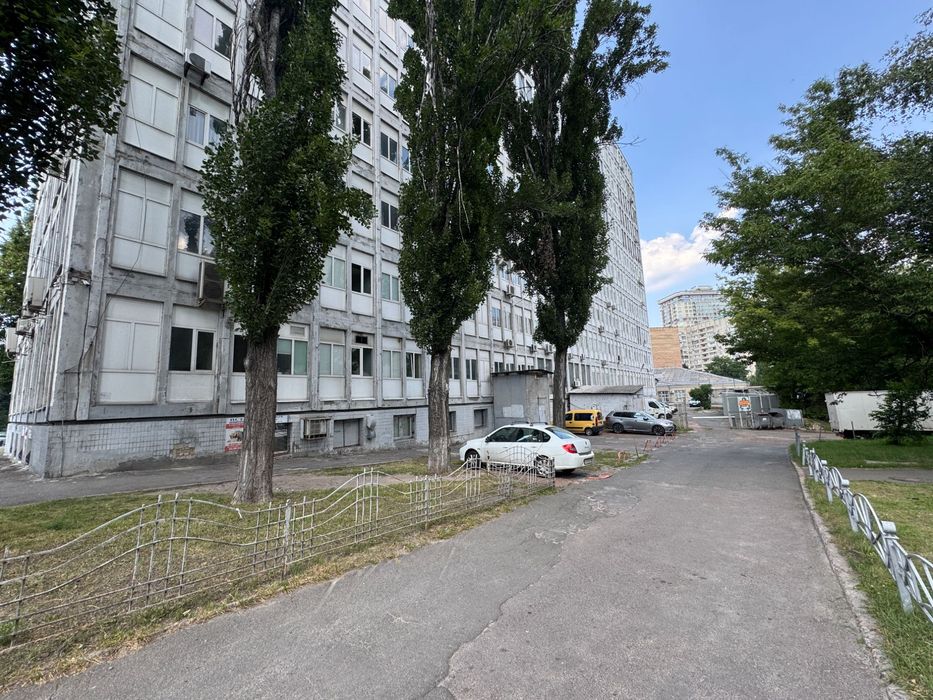 ‼️Продаж офісної будівлі 10500 м2 в Києві‼️