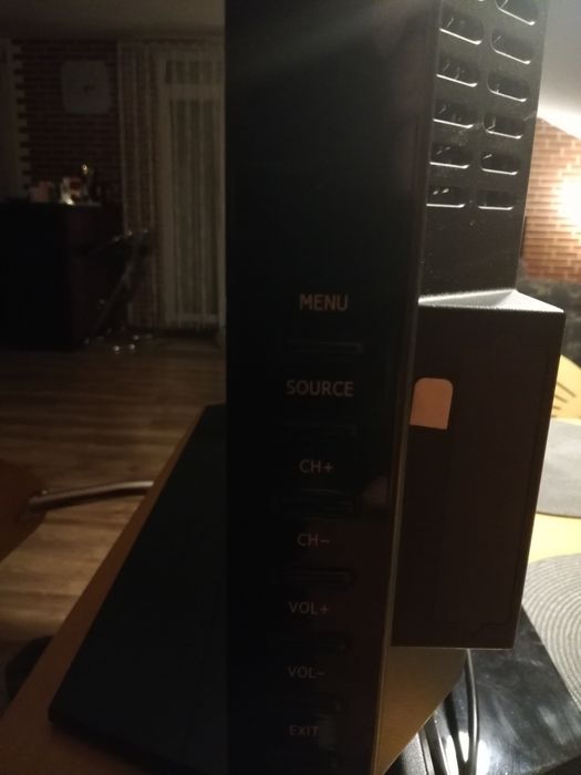 Telewizor używany z Pilotem