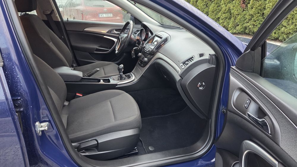 Opel Insignia po lifcie 2014r. 1.8Gaz"Niski Przebieg 198tys.1 właścici