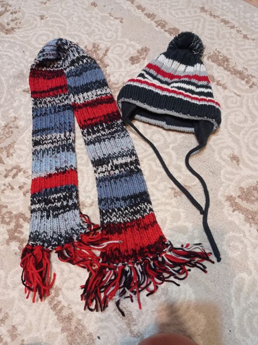 Czapka i szalik.