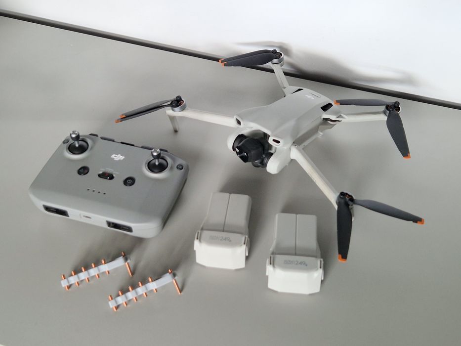 Dji Mini 3 + 2 baterie, wzmacniacze i filtry ND