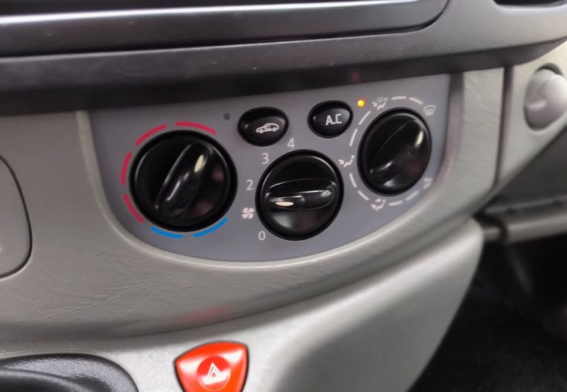 Renault Trafik дизель 2.0 Груз-Пас 6 місць Long TOP