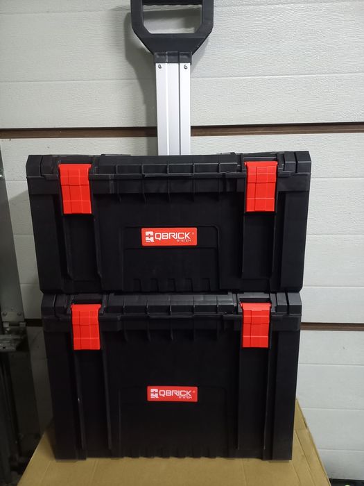 Skrzynka Narzędziowa qbrick  NOWA !!!