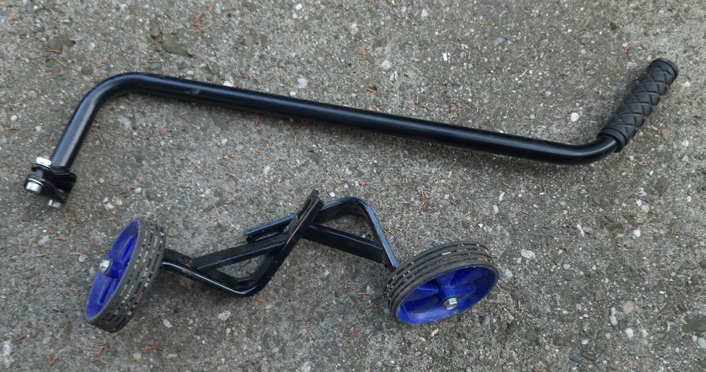 Do nauki jazdy rowerem dla dzieci kij prowadnik do  rowerka