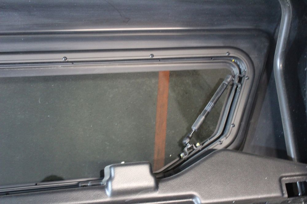zabudowa hardtop na pakę vw amarok premium 2022- oem