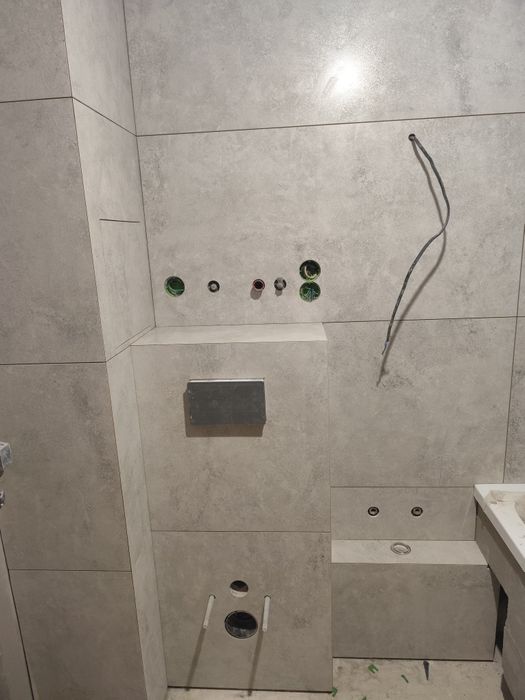 Продам 3 уп.( 6 шт. ) Остаток .Плитки 1200 мм. На 600 мм.