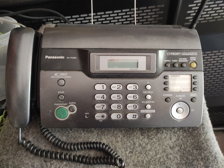 Fax telefon Panasonic KX-FC962