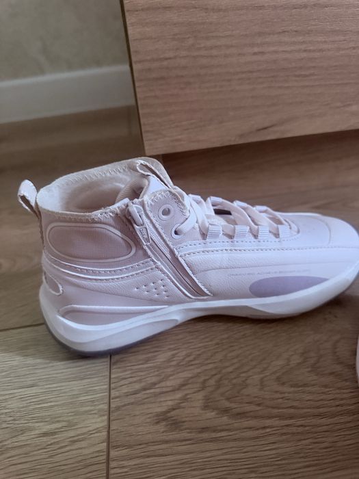 Кросівки нові Zara 33р