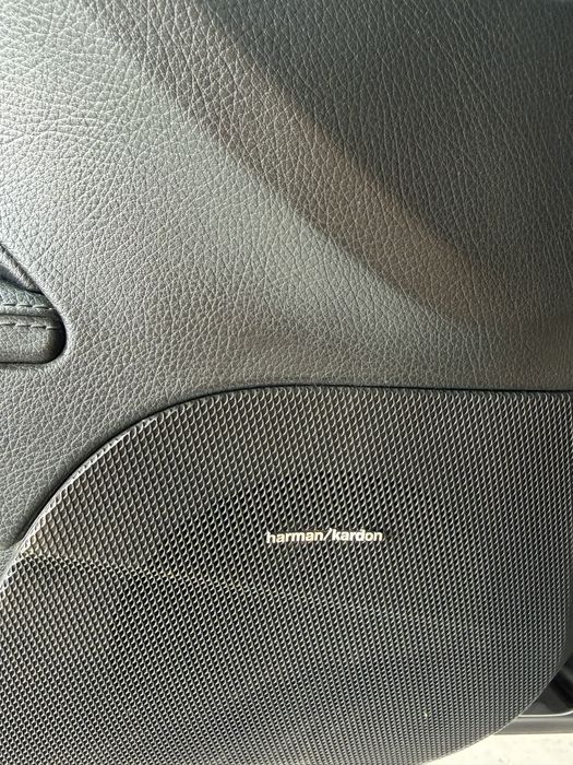 Mercedes-Benz E 320 — fotografia 11