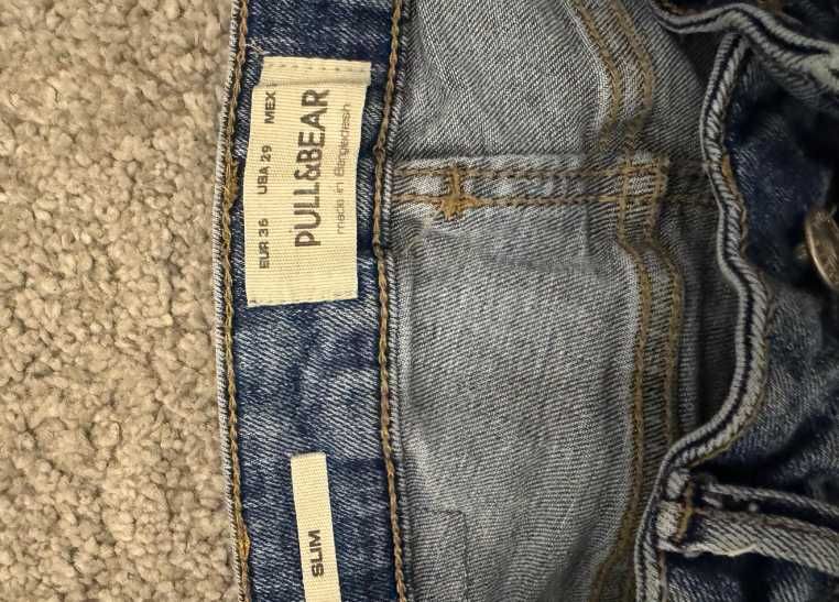 Calções slim Pull and Bear