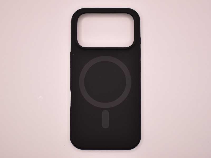 iPhone 17 Pro • Czarne Etui • MagSafe • Twarda, Wytrzymała Ochrona