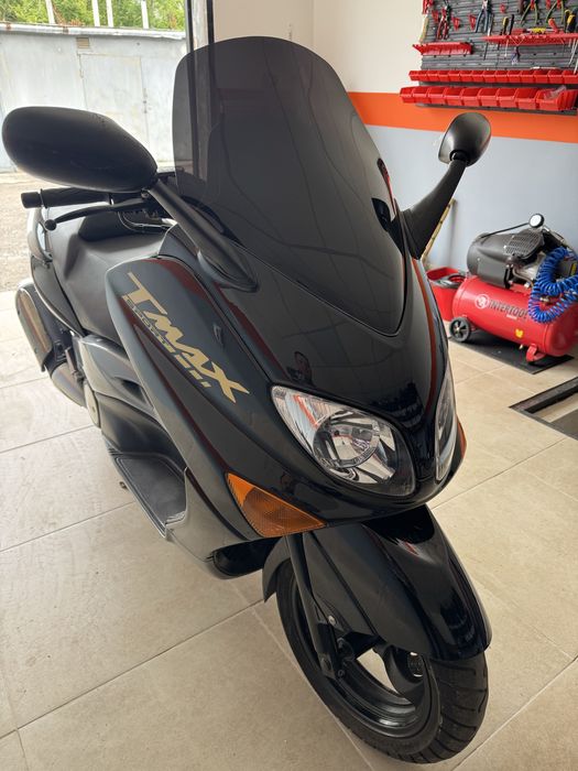Максі-скутер Yamaha T-Max 500