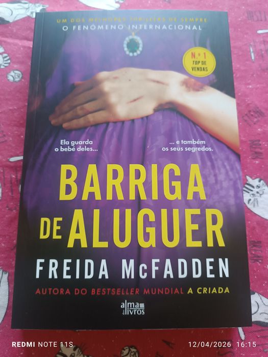 Vendo livro novo a Barriga de Aluguer da FREIDA McFADDEN