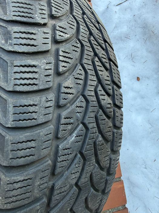 Felgi stalowe 15" 5x114,3 Toyota Auris Corolla z oponami zimowymi