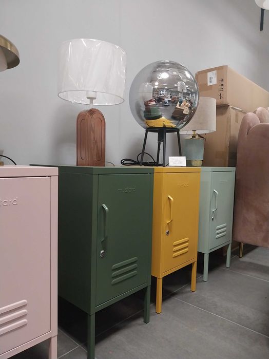 Szafka nocna z metalu The Shorty