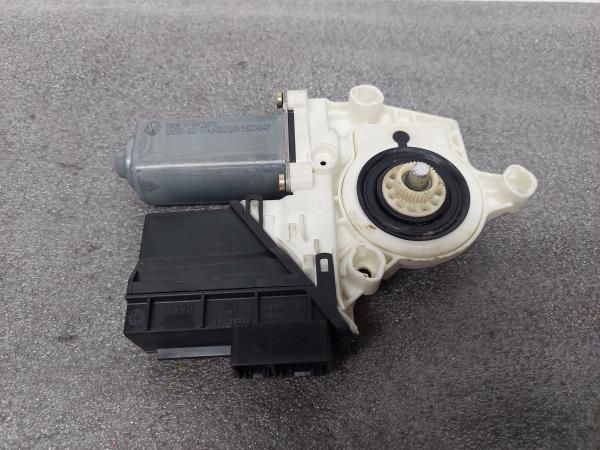 Motor vidro trás direito SEAT Ibiza III (6L1)