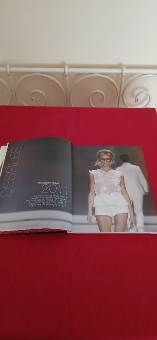 Revista Penteados Moda  - Raquel Strada