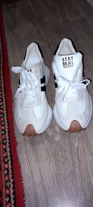 Tenis emitacao .....