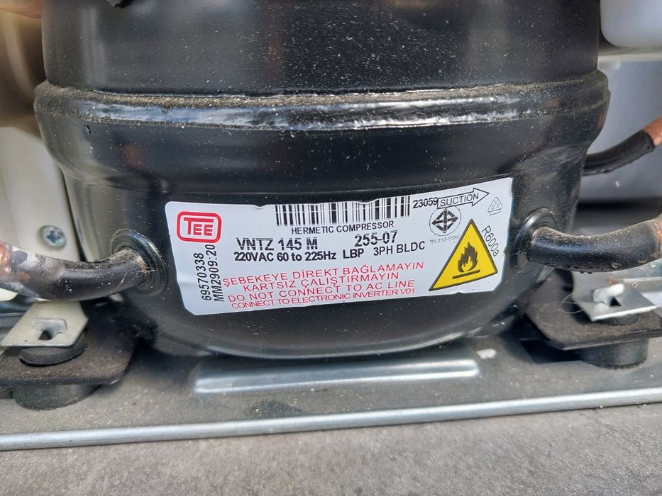 Lodówka Grundig na części