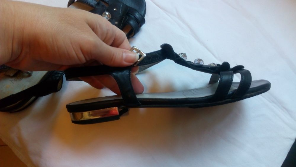 Босоножки , натуральная кожа, 37 размер, стелька 24,5 см