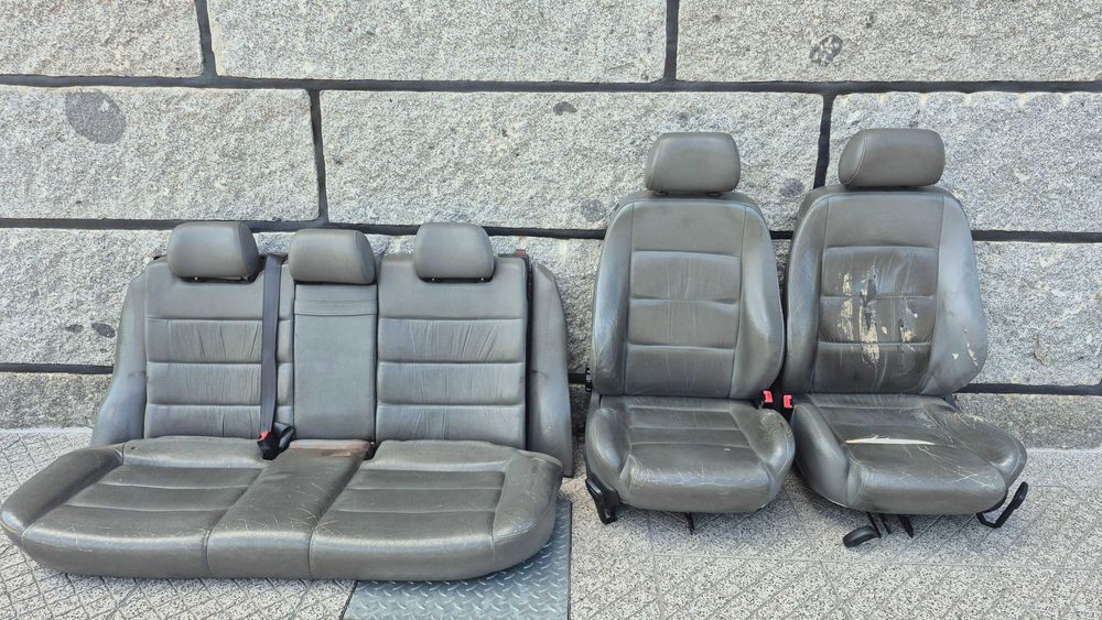 AUDI A4 B5(8D) - Bancos SPORT COM REGULAÇÃO LOMBAR ELETRICA EM PELE