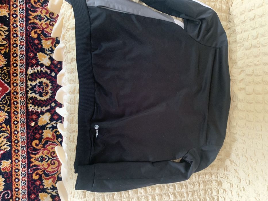 Кофта Adidas Essentials Linear Logo Track Jacket.