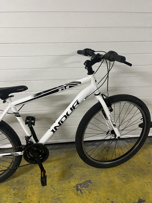 Bicicleta Indur 27.5 branca