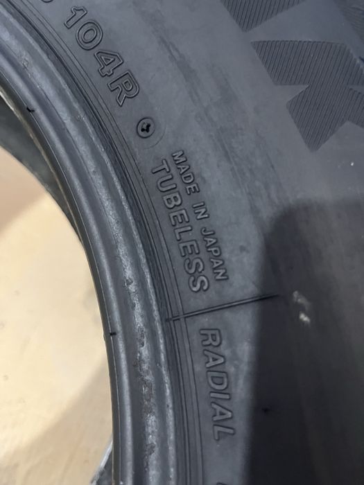 205/80R16 Bridgestone Blizzak DM-V2 2 шт