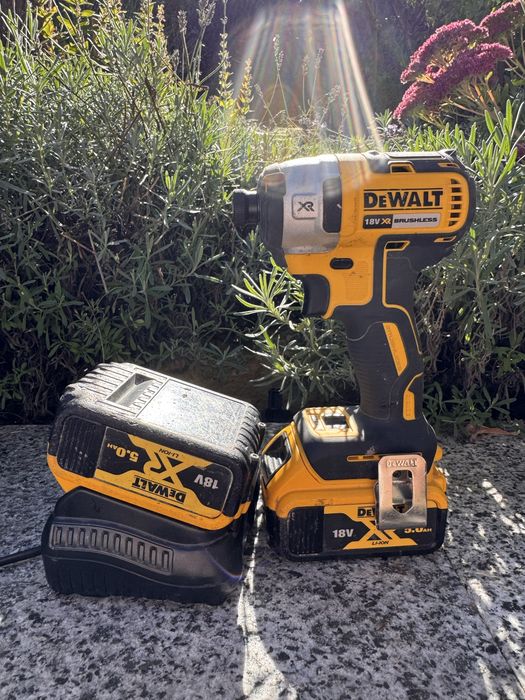 Zakrętarka udarowa DeWalt