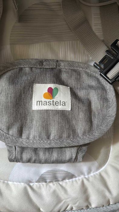 Заколисуючий центр Mastella
