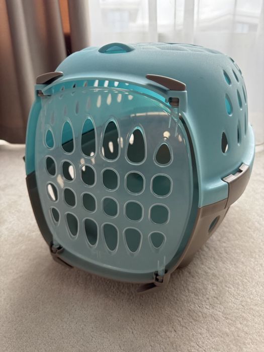 Переноска для кота,собаки / Игрушка с лазерным лучом