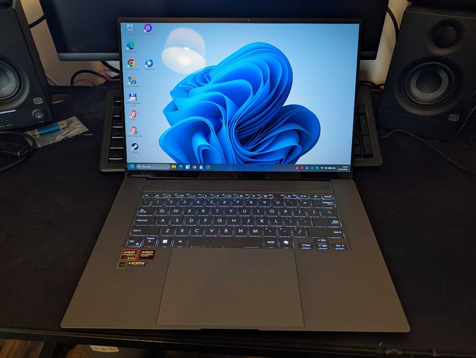 ASUS Zenbook S16 | Ryzen AI 9 HX 370 | 32GB RAM | 1TB SSD | Win 11 Pro