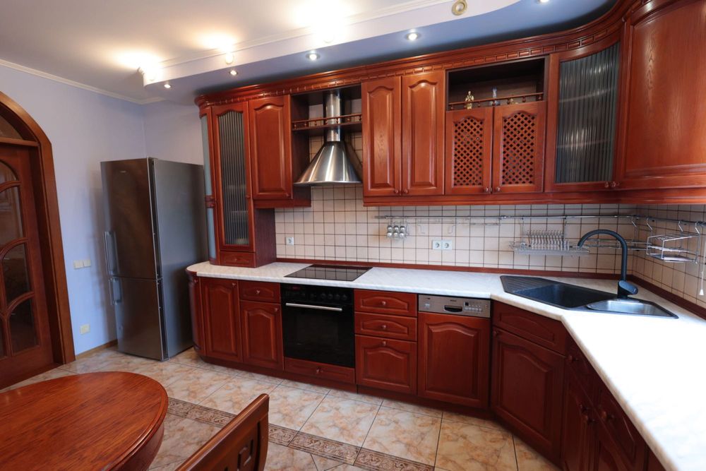 3к квартира, Київ, Б.Гмирі 1/2, 6поверх, Позняки, біля ТРЦ "Алладін"