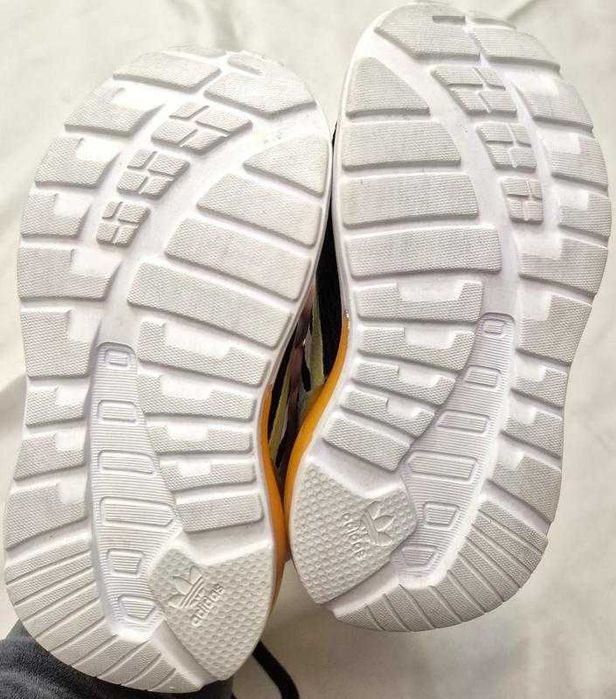 Дитячі кросівки\adidas zx 2k boost kids \оригинал\р.14,5см