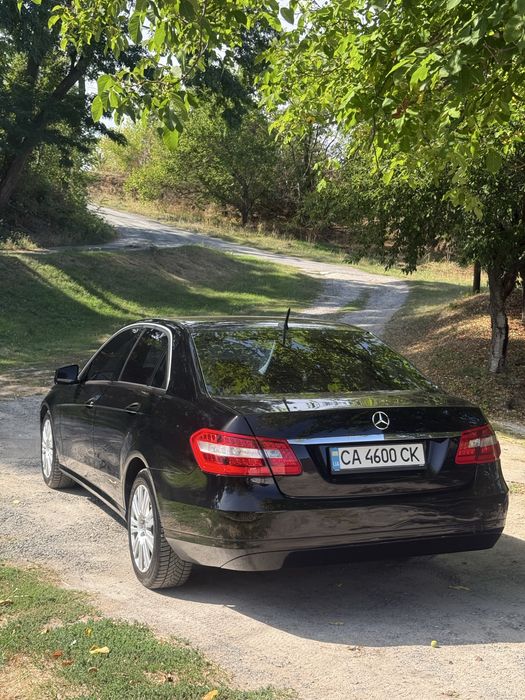 MERCEDES-BENZ E 200 2010 VIN WDD2120051A260845 фото оголошення 3 з 8