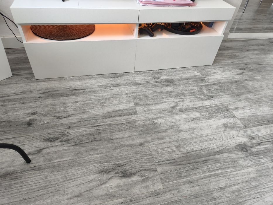 Szafka RTV+Ledy 120x35x40