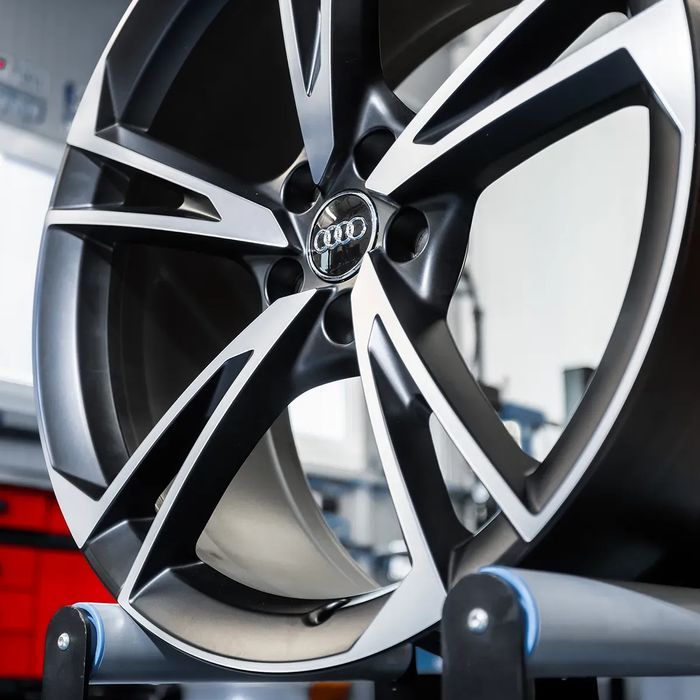 FABRYCZNIE NOWE Oryginalne Felgi Audi 20" A4 A5 S5 A6 A7 A8 Q3 Q5 Q7