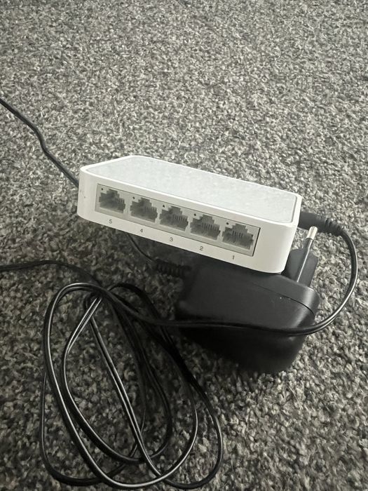 Przełącznik sieciowy (switch) TP-Link TL-SF1005D