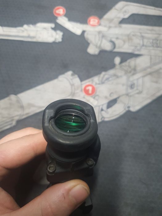 Acog NLAW на пікатінні