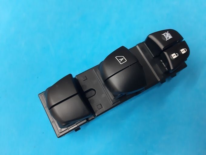 Comando botão interruptor vidros Nissan Qashqai J11 , Juke, X-trail  25401-3DF0B 254013DF0B