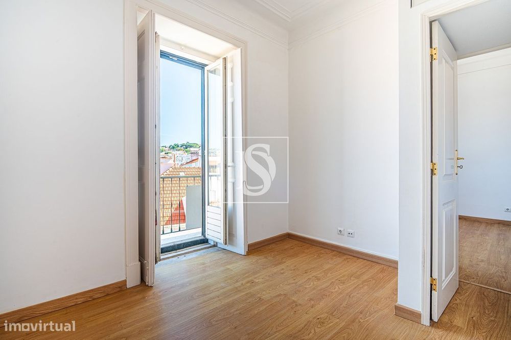 T3 Apartment for Sale in Oeiras and São Julião da Barra, Paço de Arcos