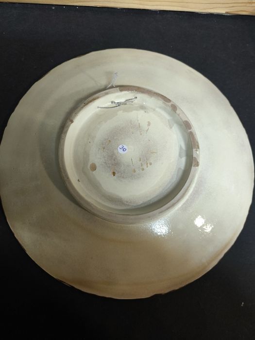 Prato Cerâmico Vintage - Motivos Geométricos
Prato de parede em cerâmi