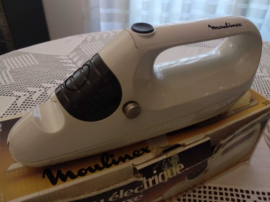 Faca Eléctrica, Moulinex