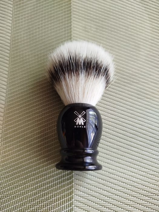 Помазок Muhle, Semogue Soc c5, Simpson, Yaqi барсук, кабан и Мыло Arko и Muhle