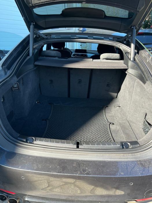 Vendo carro bem estimado