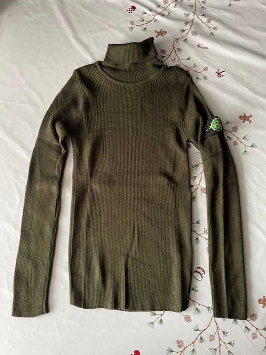 Кофта під горло Stone Island олива з патчем НОВА
